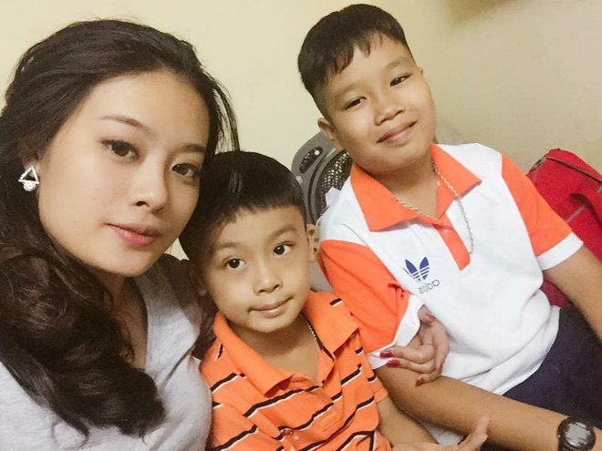 Tổng tập những hoàn cảnh éo le vì bố mẹ đẻ thưa, chị dắt em ra đường mà như mẹ dắt con