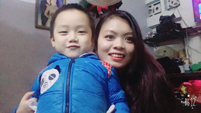 Tổng tập những hoàn cảnh éo le vì bố mẹ đẻ thưa, chị dắt em ra đường mà như mẹ dắt con