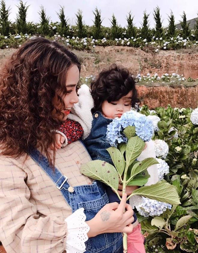 Hải Băng chính thức xác nhận mang bầu lần 2 khi con gái đầu còn chưa tròn 1 tuổi