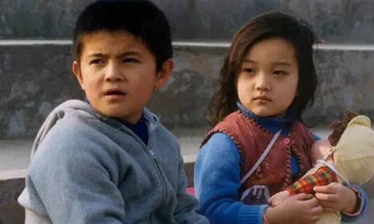 Lý Tiểu Lộ: Minh tinh lên đời từ vai nô lệ tình dục năm 17 tuổi