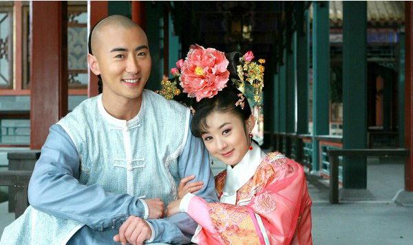 Triệu Lệ Dĩnh và những ồn ào không dứt trong chuyện tình yêu