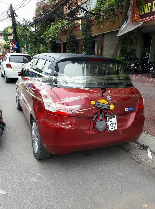 Đỗ xe kiểu trêu ngươi, chủ xe tá hỏa khi nhận kết đắng