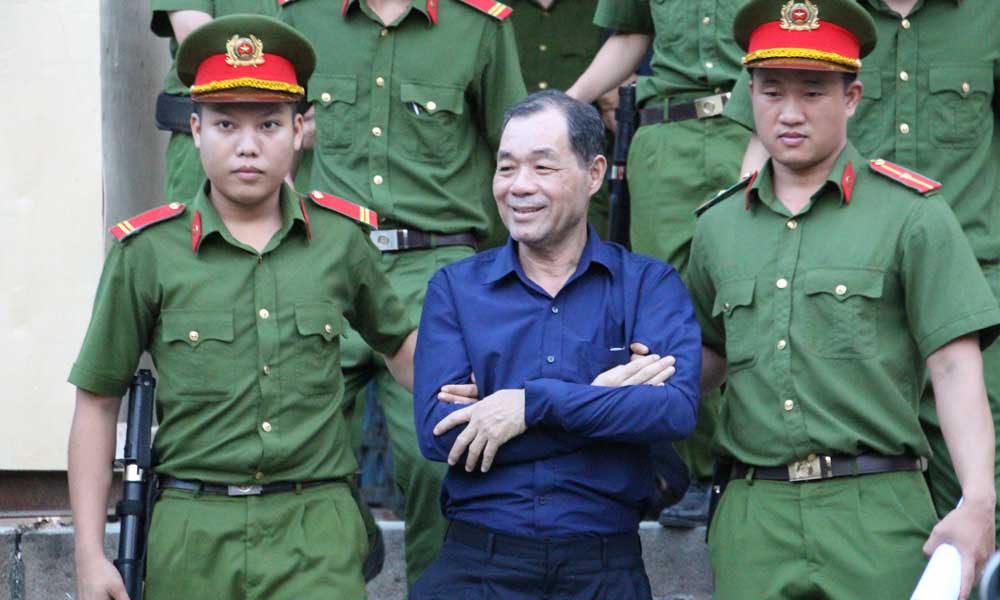 Tuần đầu xử đại án VNCB: Phạm Công Danh nổi nóng, Trầm Bê bật khóc