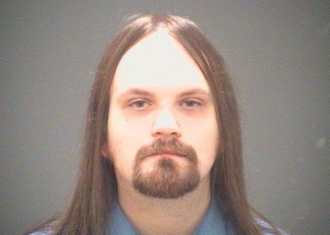 Hacker Mỹ khét tiếng theo dõi hàng chục nghìn người vừa sa lưới