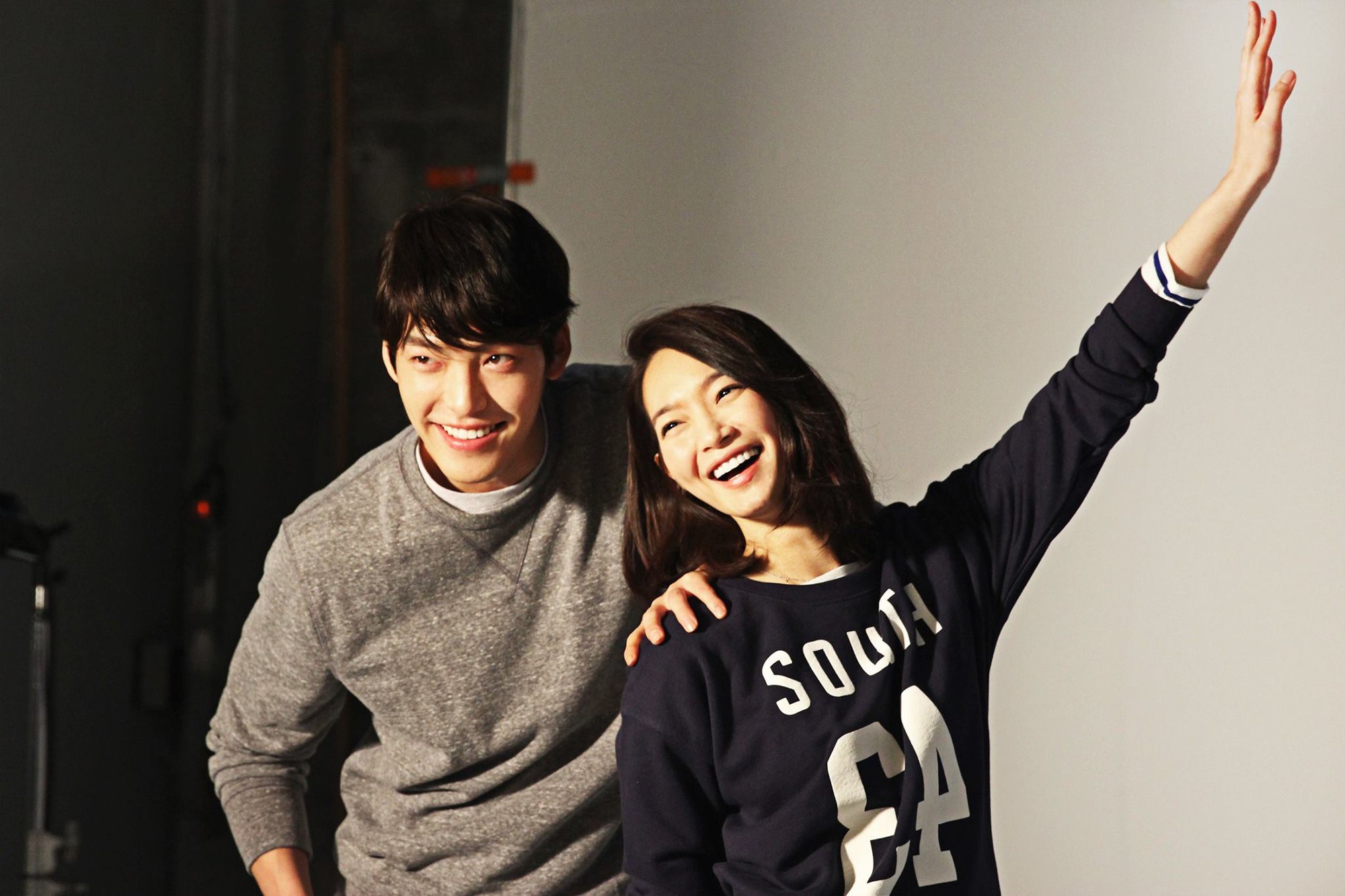 Tiết lộ tình trạng mối quan hệ hiện tại của Kim Woo Bin và Shin Min Ah Tiết lộ tình trạng mối quan hệ hiện tại của Kim Woo Bin và Shin Min Ah