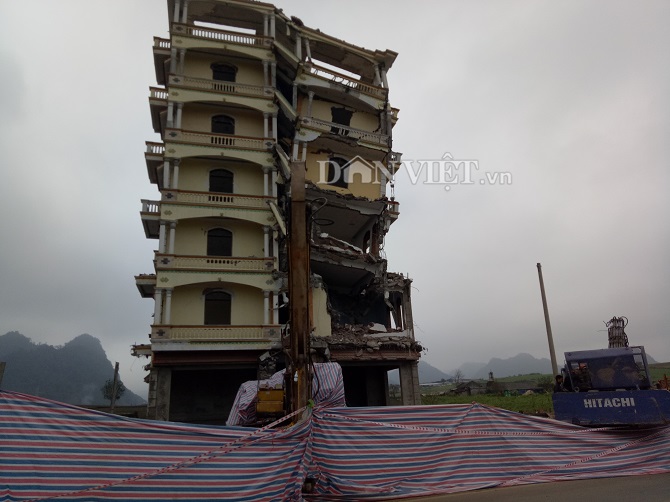 Chủ tịch Mộc Châu lên tiếng vụ phá dỡ lâu đài của Tàng Keangnam