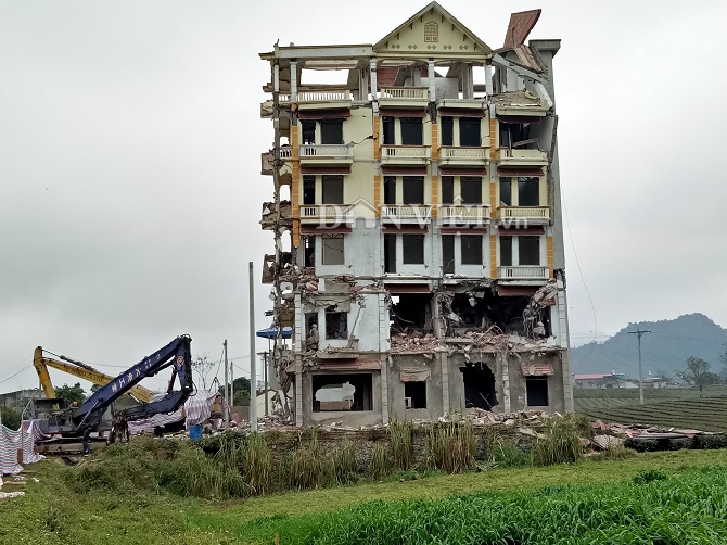 Chủ tịch Mộc Châu lên tiếng vụ phá dỡ lâu đài của Tàng Keangnam