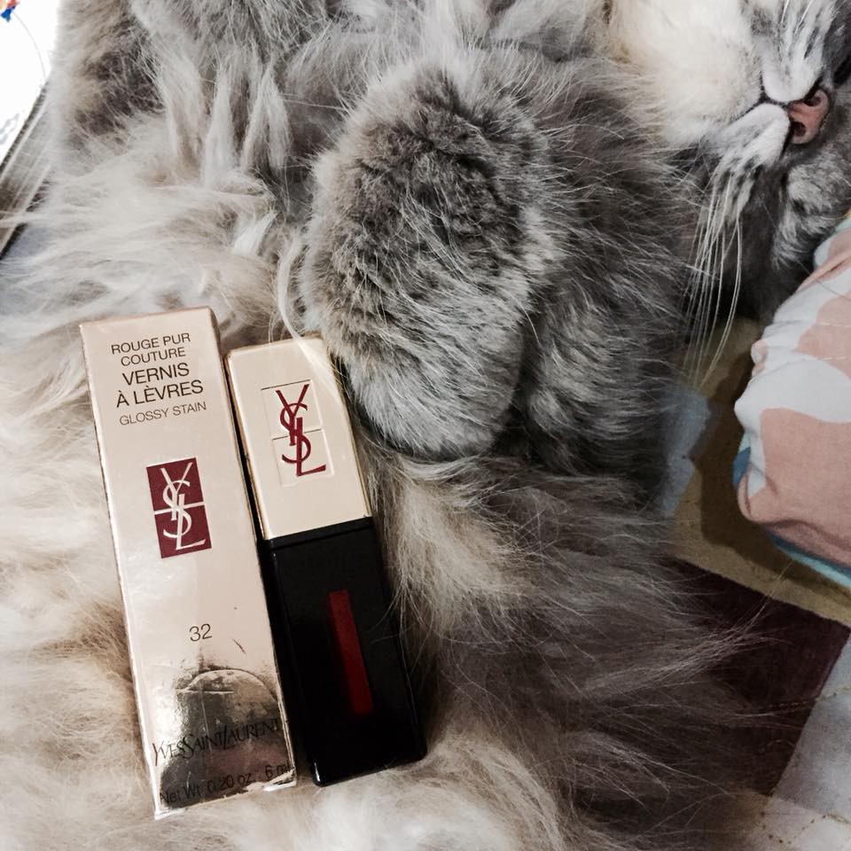 Khi sen bán hàng online thì boss cũng phải hy sinh một chút để cải thiện thu nhập cho gia đình