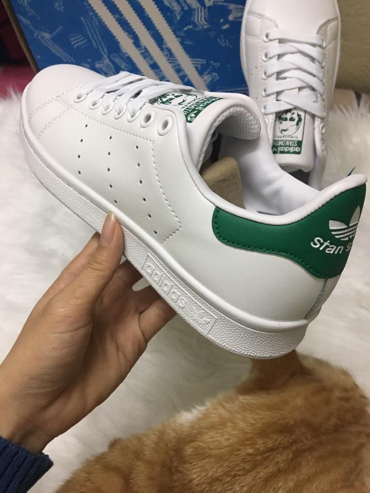 Khi sen bán hàng online thì boss cũng phải hy sinh một chút để cải thiện thu nhập cho gia đình