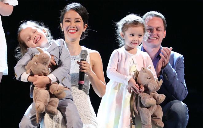Đường đến hôn nhân nhiều trắc trở của 4 diva hàng đầu làng nhạc Việt Đường đến hôn nhân nhiều trắc trở của 4 diva hàng đầu làng nhạc Việt