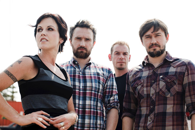 Giọng ca chính ban nhạc The Cranberries qua đời ở tuổi 46