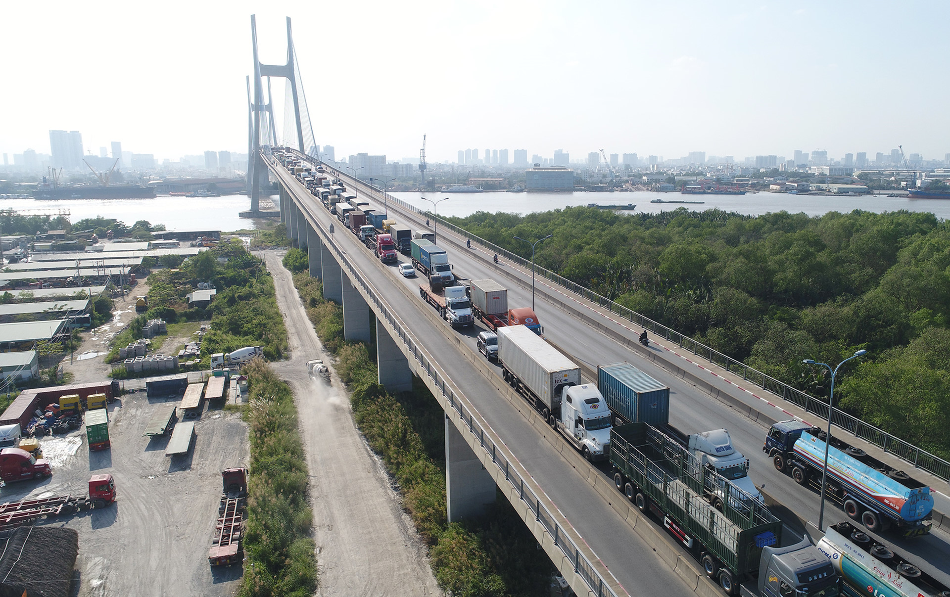Ám ảnh đoạn đường 8 km đi mất 6 tiếng ở Sài Gòn Ám ảnh đoạn đường 8 km đi mất 6 tiếng ở Sài Gòn