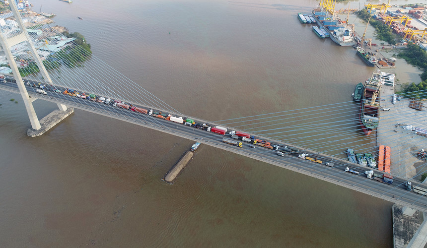 Ám ảnh đoạn đường 8 km đi mất 6 tiếng ở Sài Gòn