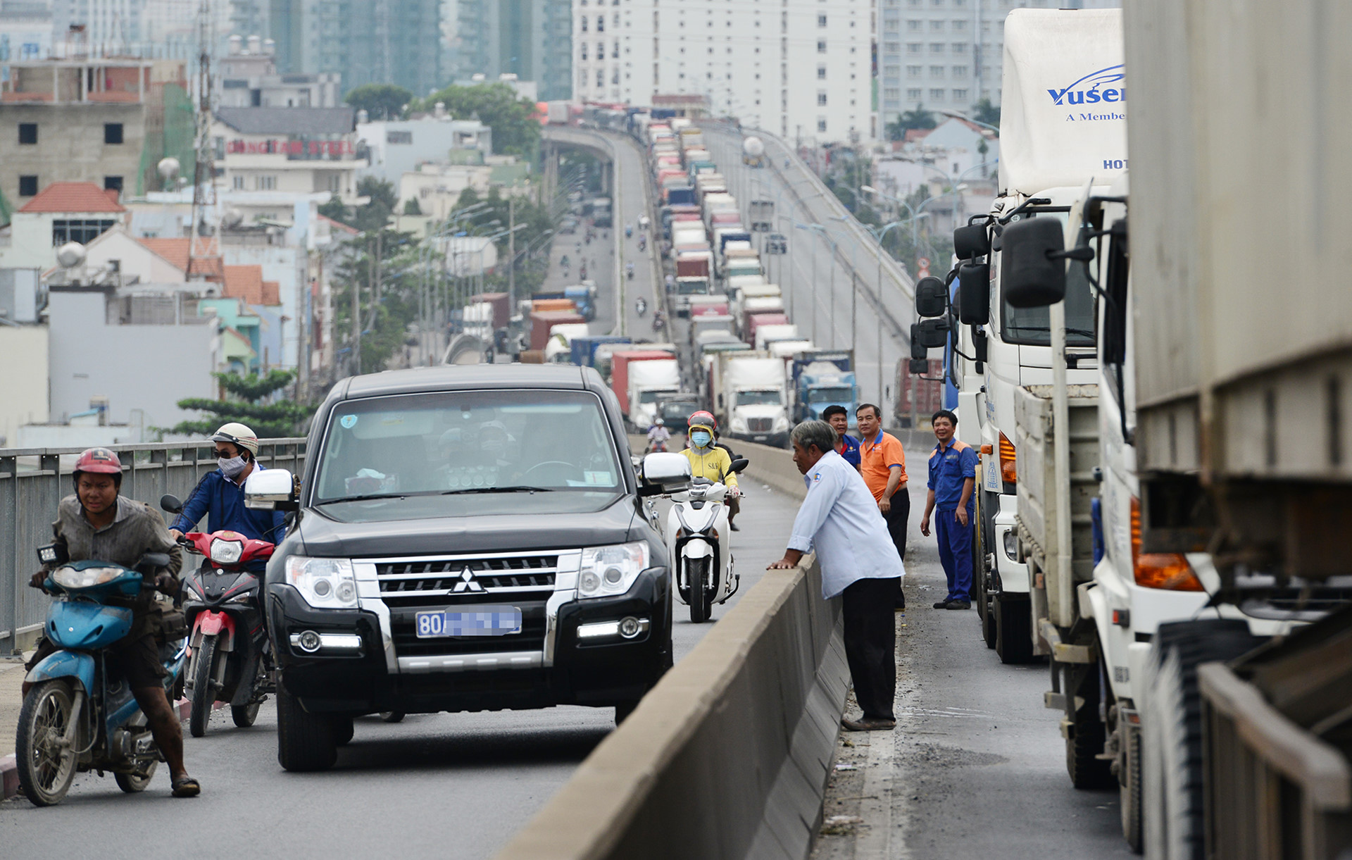 Ám ảnh đoạn đường 8 km đi mất 6 tiếng ở Sài Gòn Ám ảnh đoạn đường 8 km đi mất 6 tiếng ở Sài Gòn