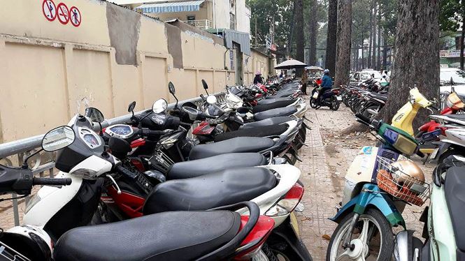 Sẽ cho hoạt động lại một số bãi giữ xe bị ông Đoàn Ngọc Hải đình chỉ