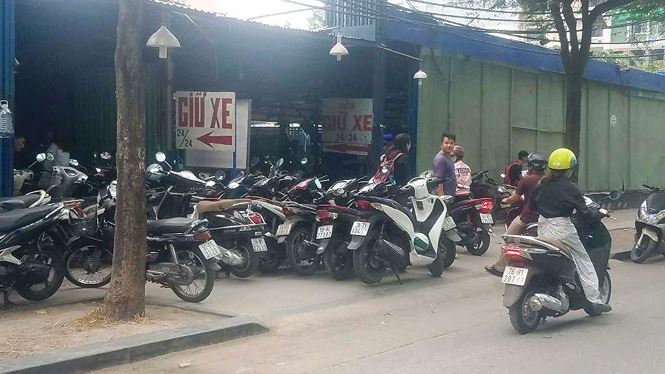 Sẽ cho hoạt động lại một số bãi giữ xe bị ông Đoàn Ngọc Hải đình chỉ