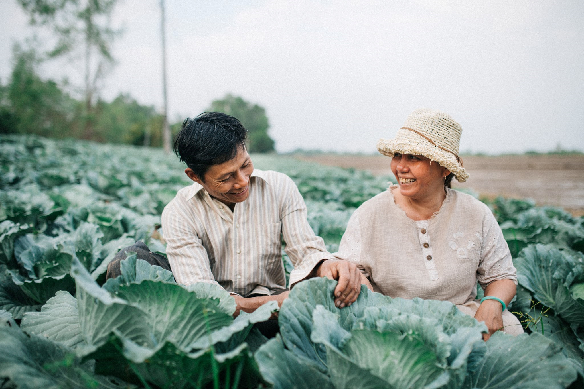 Chúng ta sống ảo mỗi ngày nhưng mấy ai biết chụp ảnh cho cha mẹ! Chúng ta sống ảo mỗi ngày nhưng mấy ai biết chụp ảnh cho cha mẹ!