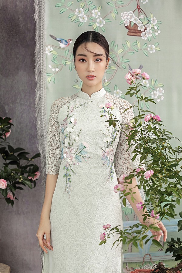 Đỗ Mỹ Linh gợi ý chọn áo dài cách tân mặc tết Đỗ Mỹ Linh gợi ý chọn áo dài cách tân mặc tết