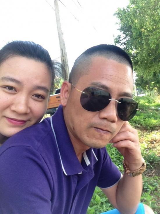 Cuộc sống đáng mơ ước với vợ đẹp, con ngoan của chàng diễn viên thấp bé Bình Trọng Cuộc sống đáng mơ ước với vợ đẹp, con ngoan của chàng diễn viên thấp bé Bình Trọng