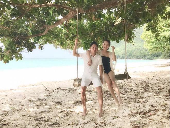 Từng bị ném đá, giờ đây Hải Băng lại được chồng chiều - con xinh, ngày một viên mãn Từng bị ném đá, giờ đây Hải Băng lại được chồng chiều - con xinh, ngày một viên mãn