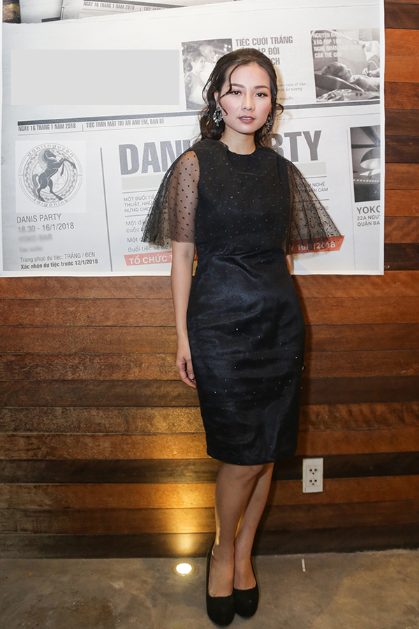 Thuý Vinh bất ngờ đi sự kiện sau hơn một năm vắng bóng