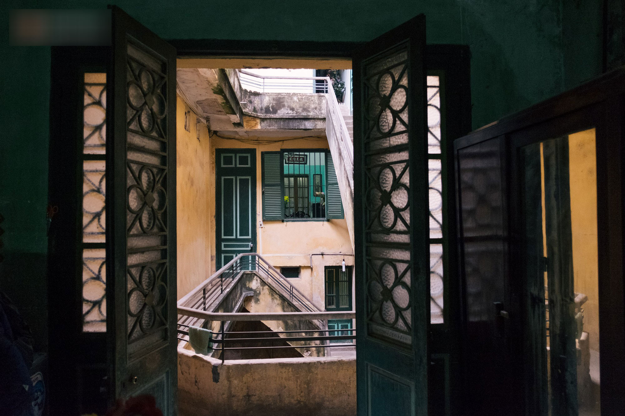 Gia đình buôn tơ lụa giàu nức tiếng phố hàng Đào và căn nhà cổ ngưng đọng thời gian suốt 50 năm qua