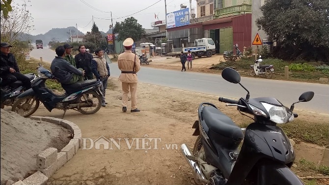 Công nhân kể phút hiểm nguy khi phá nhà 7 tầng của Tàng Keangnam Công nhân kể phút hiểm nguy khi phá nhà 7 tầng của Tàng Keangnam