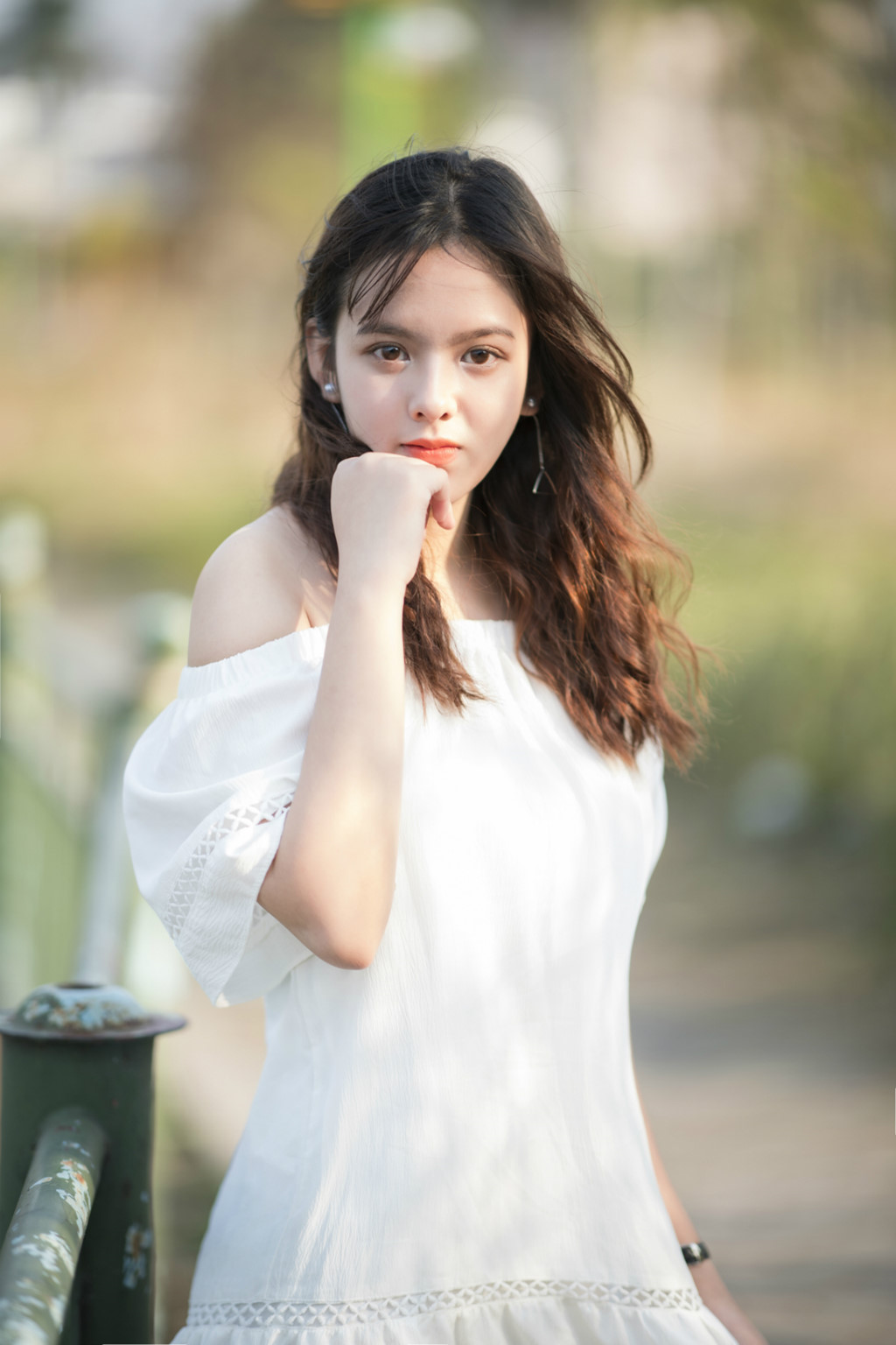 Hot girl ảnh kỷ yếu 10X thường bị nhầm là gái Tây Hot girl ảnh kỷ yếu 10X thường bị nhầm là gái Tây