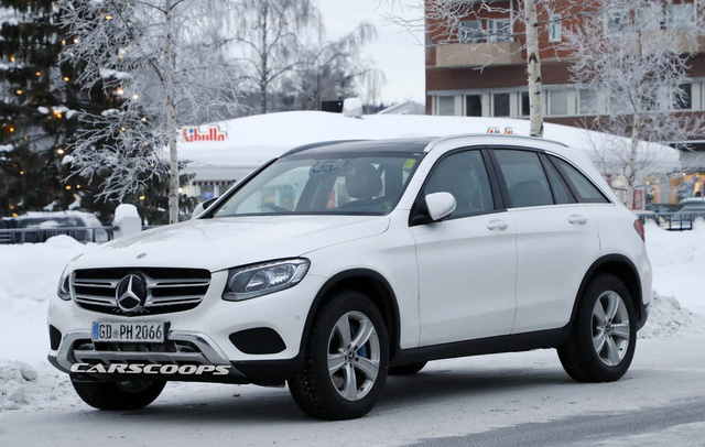 Mercedes-Benz GLC 2019 lộ ảnh nội thất Mercedes-Benz GLC 2019 lộ ảnh nội thất
