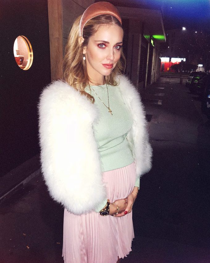 Fashionista Italy mang bầu vẫn sành điệu