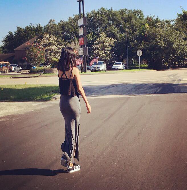 Người vợ xinh đẹp của ca sĩ Hoàng Bách: Con gái đại gia miền Tây, bỏ ánh hào quang để chăm sóc gia đình