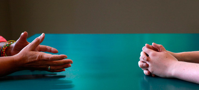 Đừng bao giờ kết hôn chỉ vì yêu, thôi ảo tưởng tiền bạc không quan trọng và khi cãi nhau không kết thúc bằng câu Cô im đi