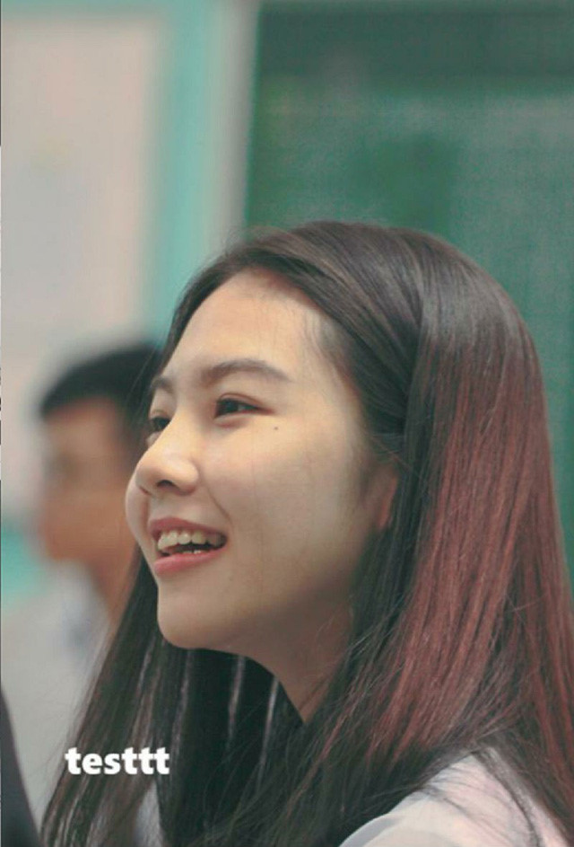 10X Sài Gòn được mệnh danh thiên thần học đường vì xinh đẹp