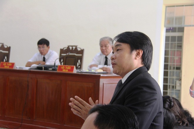 Vụ bé gái tự tử do bị hiếp dâm: VKS đề nghị mức án 6-7 năm tù cho bị cáo Hữu Bê