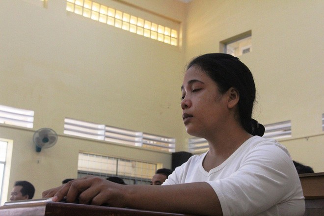 Vụ bé gái tự tử do bị hiếp dâm: VKS đề nghị mức án 6-7 năm tù cho bị cáo Hữu Bê