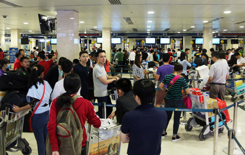 Tân Sơn Nhất có hàng loạt giải pháp đối phó ùn ứ dịp Tết