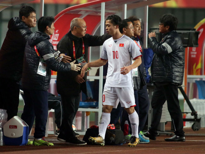 U23 Việt Nam tạo kì tích: Vì sao Công Phượng vẫn chưa bung lụa?