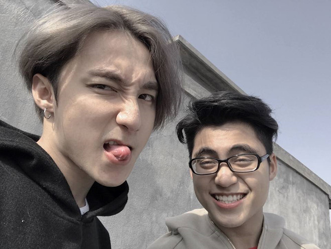 Em Sơn Tùng M-TP cover Lạc trôi hay không kém anh trai