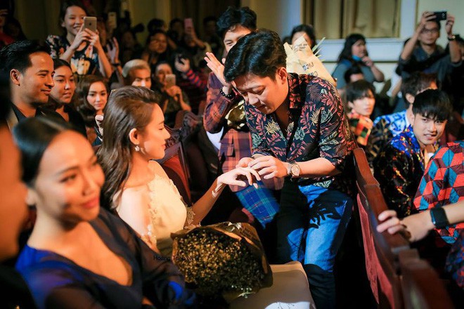 Người chứng kiến toàn bộ màn cầu hôn của Trường Giang: Mong bạn tốt hơn với màn cầu hôn sau