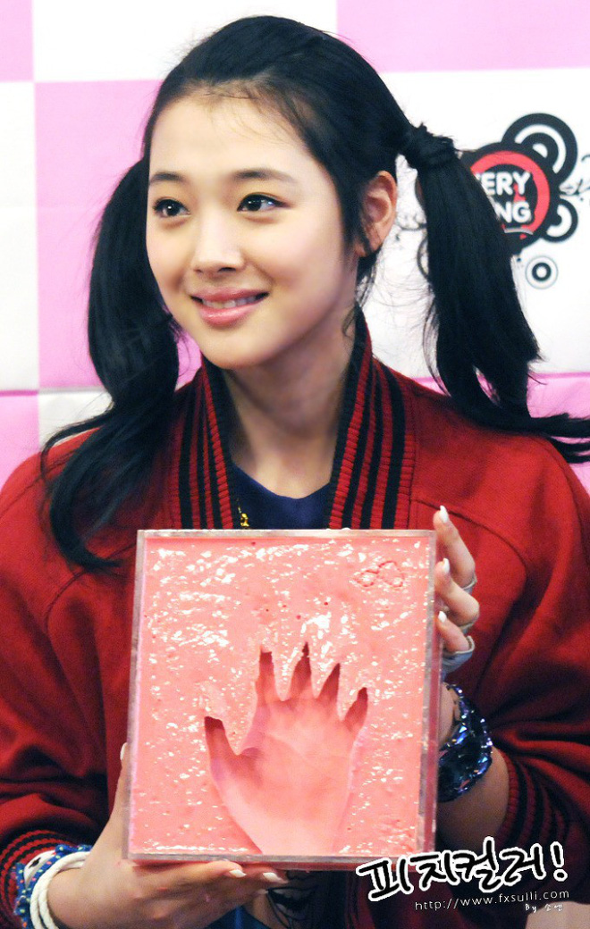 Những sao nhí lột xác khiến công chúng vỡ mộng: Người hư hỏng nổi loạn, kẻ vướng scandal gây sốc