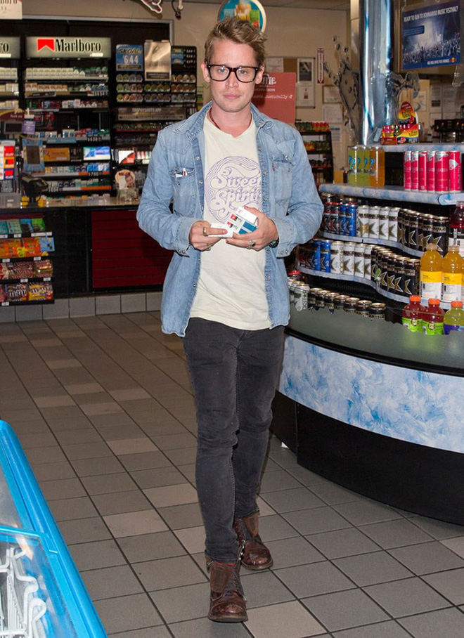 Những sao nhí lột xác khiến công chúng vỡ mộng: Người hư hỏng nổi loạn, kẻ vướng scandal gây sốc