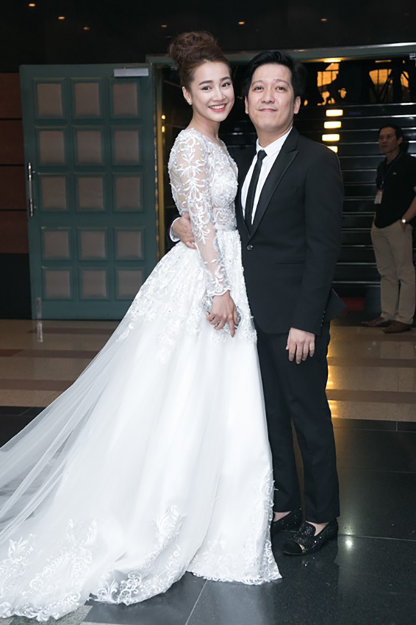 Nhã Phương chuộng phong cách dịu dàng trên thảm đỏ