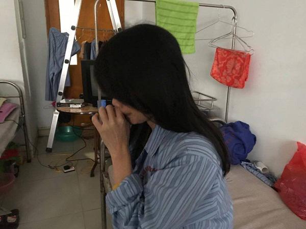 Cô giáo trẻ sụt 20kg, sống dật dờ như cái xác không hồn chỉ vì bị người yêu phụ tình