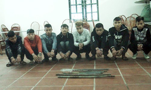 Tại ngoại chờ xét xử, thanh niên vụ chặn xe xin tiền lại sống ảo