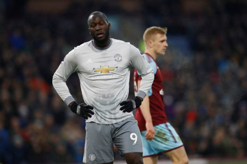 Man Utd giành chiến thắng tối thiểu trước Burnley