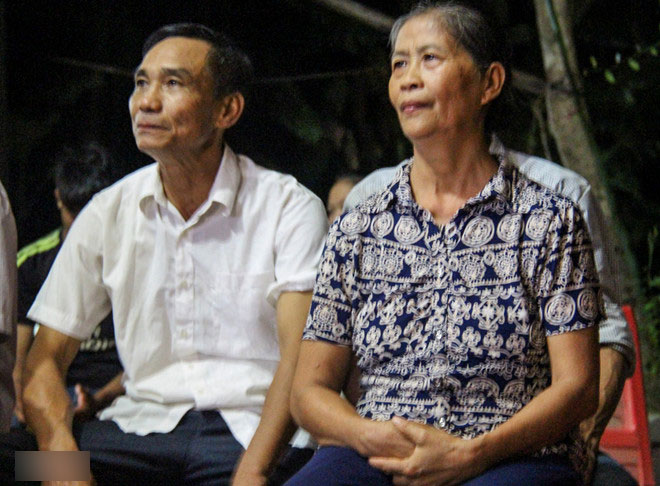 Cha mẹ Công Phượng đượm buồn vì không thể gọi điện chúc mừng con