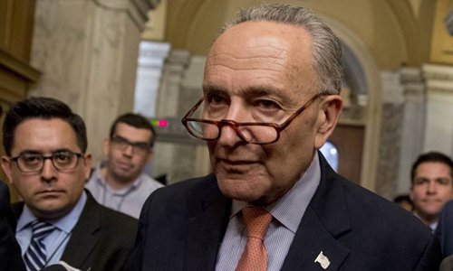 Nỗ lực cứu chính phủ khỏi đóng cửa bất thành của Trump