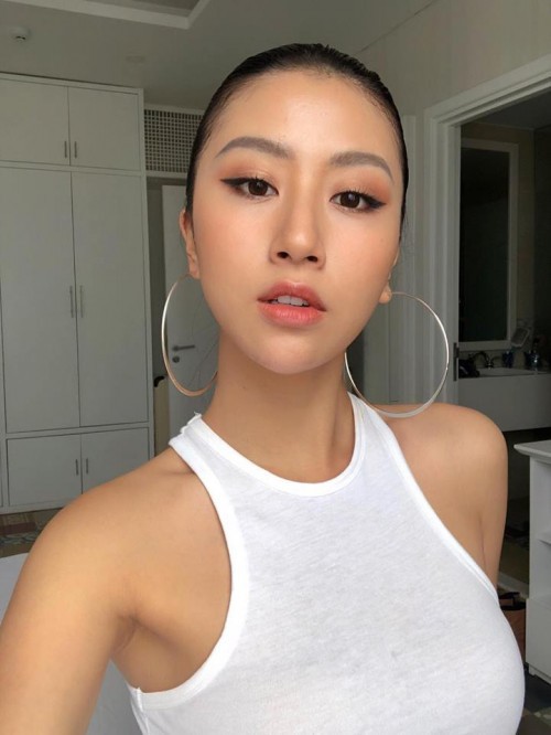 Xuất hiện với phong cách sexy, Quỳnh Anh Shyn làm dấy lên nghi vấn ‘trùng tu’ vòng 1