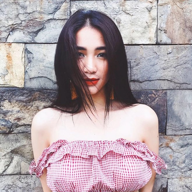 Có bạn trai mới, Hòa Minzy đối xử thế nào với hình xăm Công Phượng?