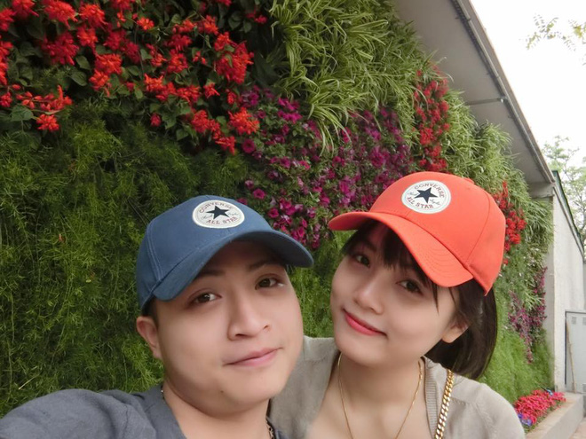 Đã tìm ra ông bố dễ thương trong clip cắn chặt khăn cổ vũ U23 Việt Nam chiến thắng vì sợ con thức Đã tìm ra ông bố dễ thương trong clip cắn chặt khăn cổ vũ U23 Việt Nam chiến thắng vì sợ con thức